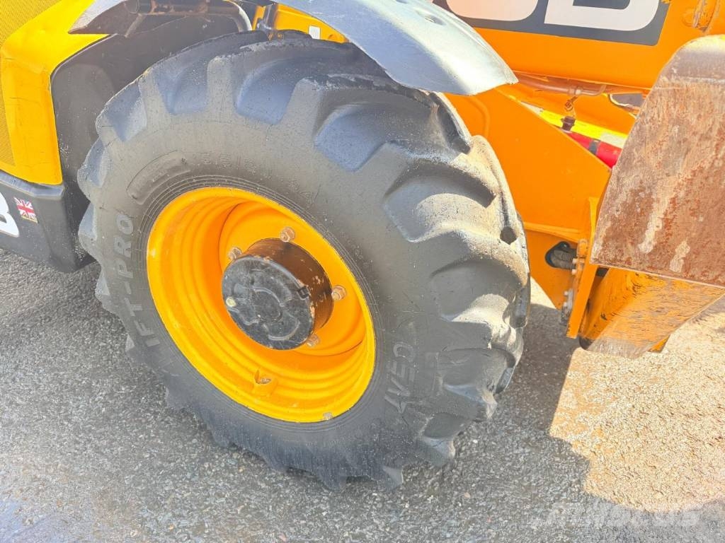 JCB 540-140 Teleskopiniai krautuvai