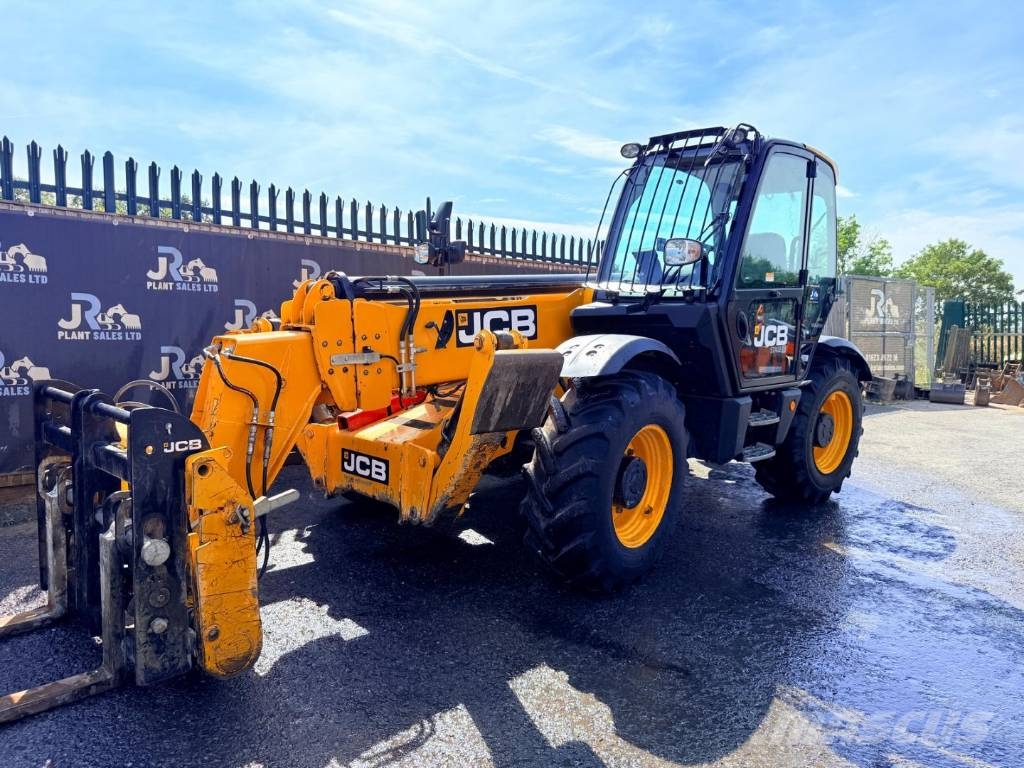 JCB 540-140 Teleskopiniai krautuvai