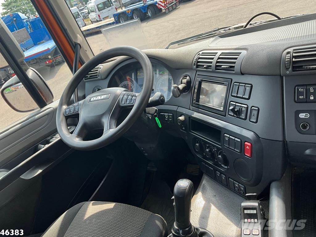 DAF FAD CF 460 8x4 Euro 6 Multilift 26 Ton haakarmsyst Camion con gancio di sollevamento