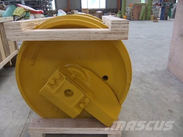 Komatsu D65A-8 front idler Getriebe