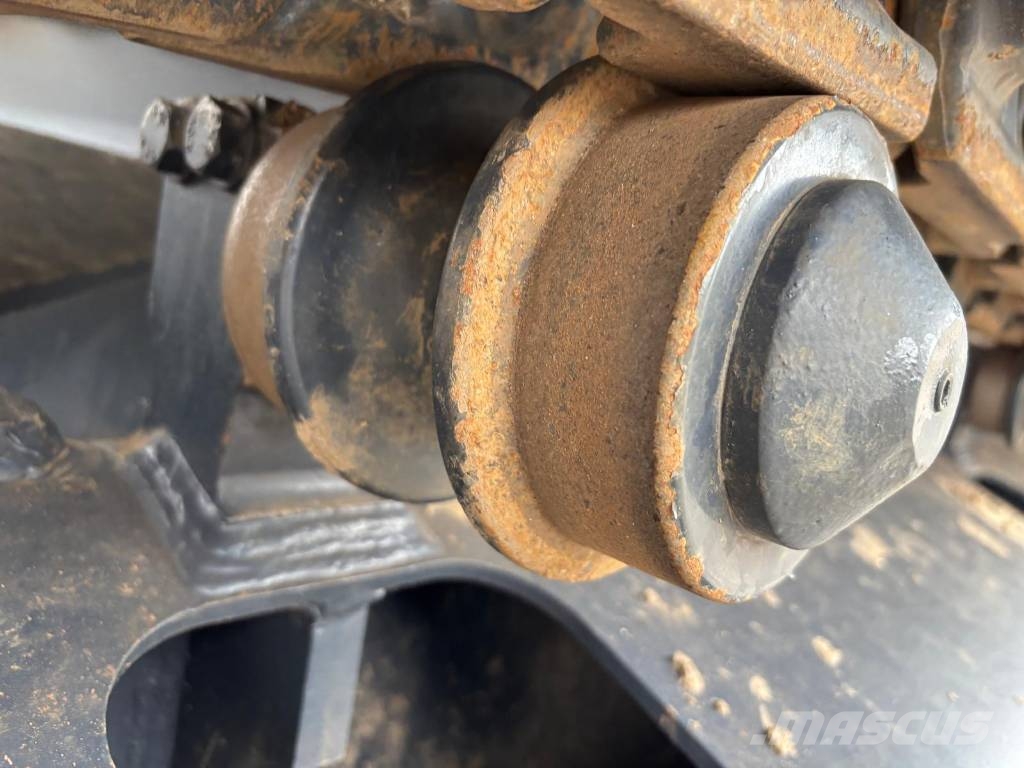 Komatsu PC 210-10M0 (New / Non CE Certified) Escavadeiras de esteiras