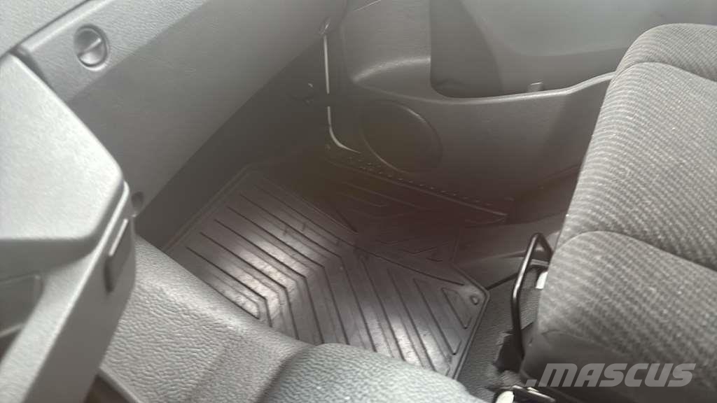 Mercedes-Benz 1527 0 Camiones chasis