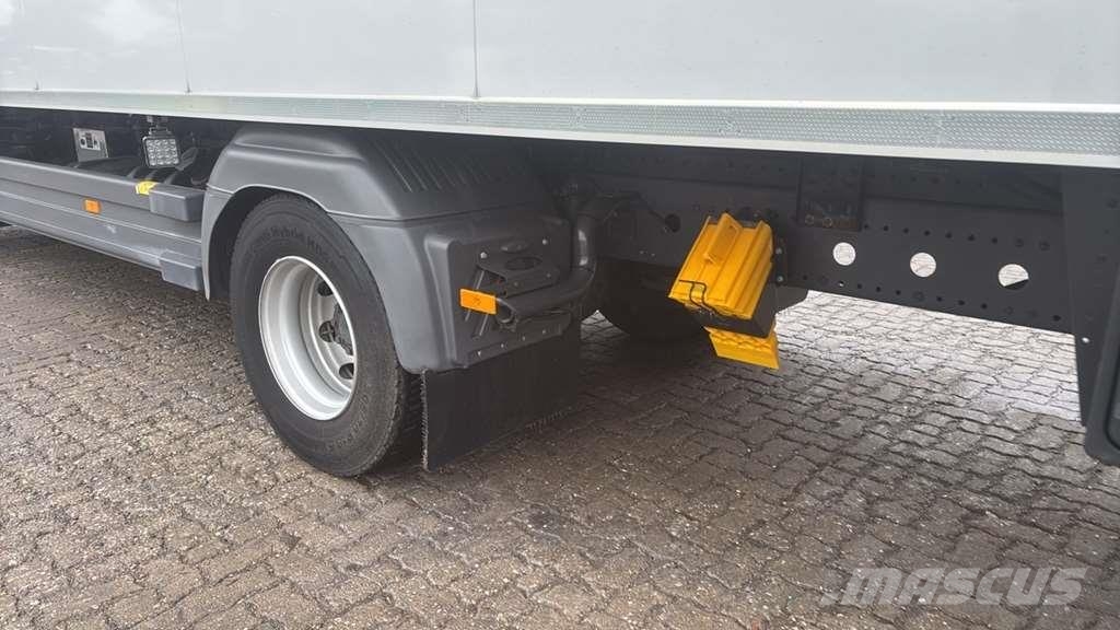 Mercedes-Benz 1527 0 Camiones chasis