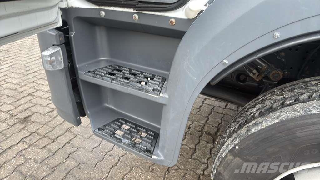 Mercedes-Benz 1527 0 Camiones chasis