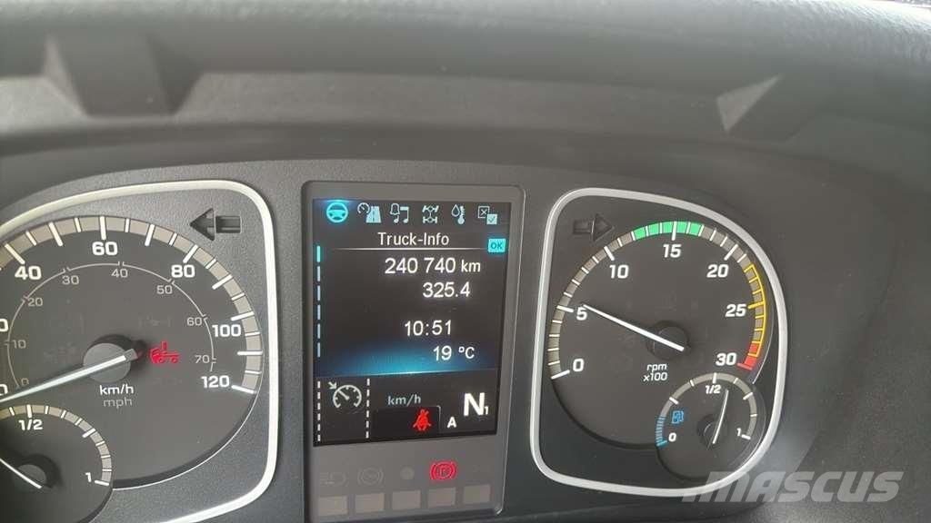 Mercedes-Benz 1527 0 Camiones chasis