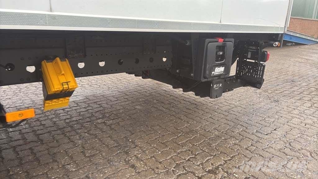 Mercedes-Benz 1527 0 Camiones chasis