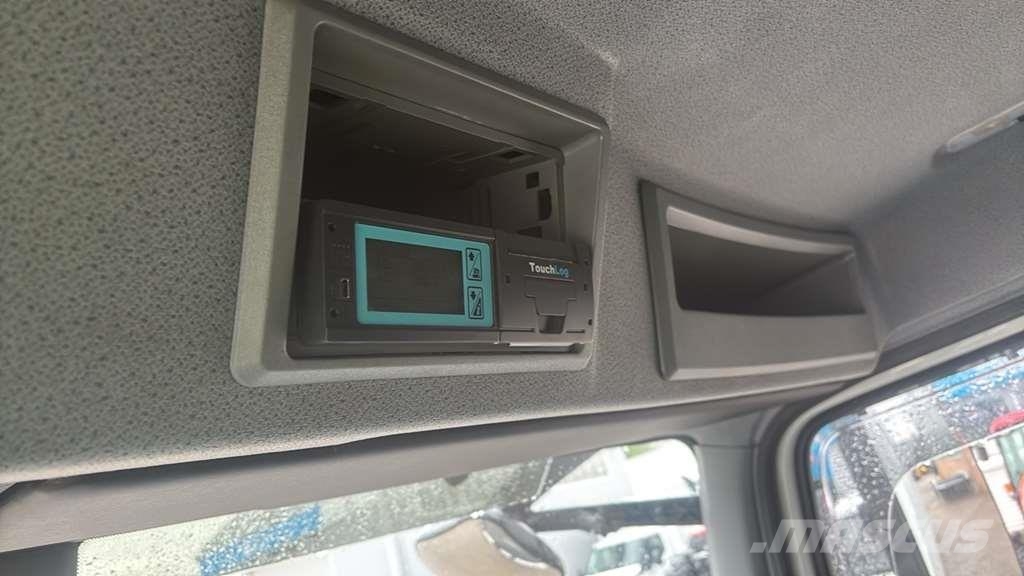 Mercedes-Benz 1527 0 Camiones chasis