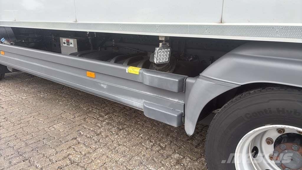 Mercedes-Benz 1527 0 Camiones chasis