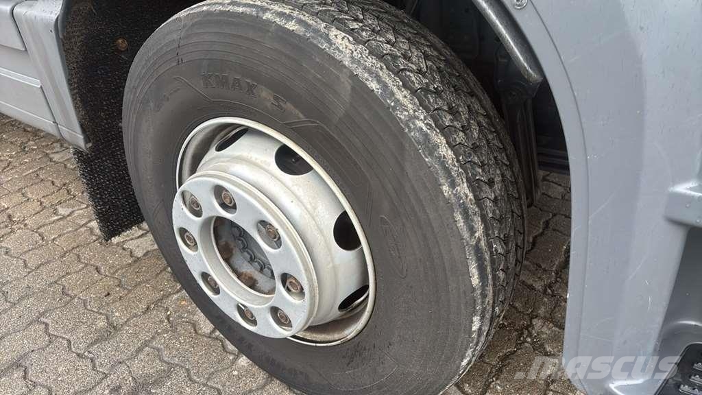 Mercedes-Benz 1527 0 Camiones chasis