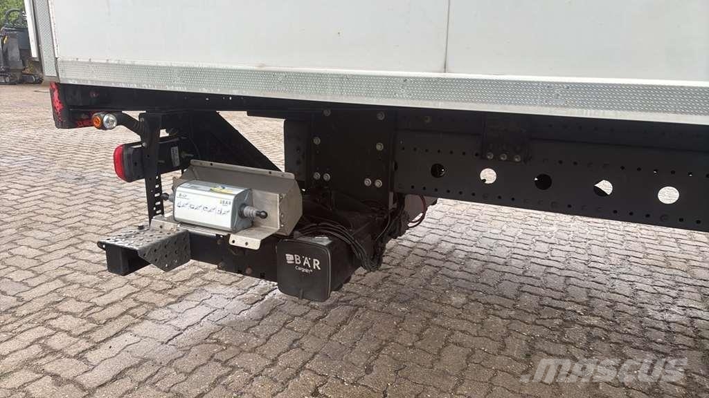 Mercedes-Benz 1527 0 Camiones chasis