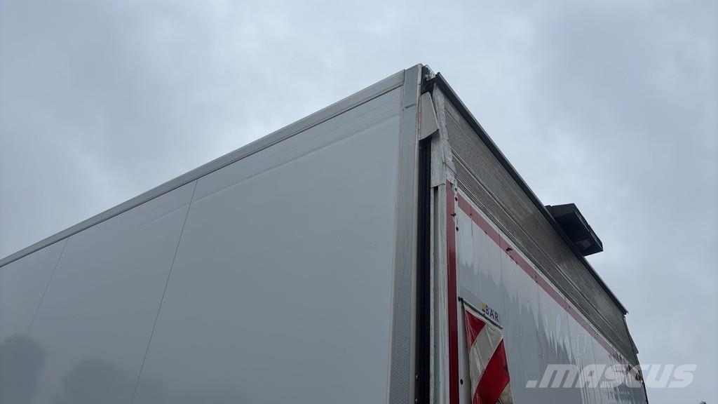 Mercedes-Benz 1527 0 Camiones chasis