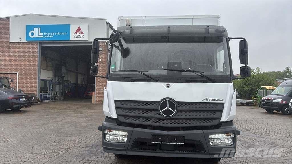 Mercedes-Benz 1527 0 Camiones chasis