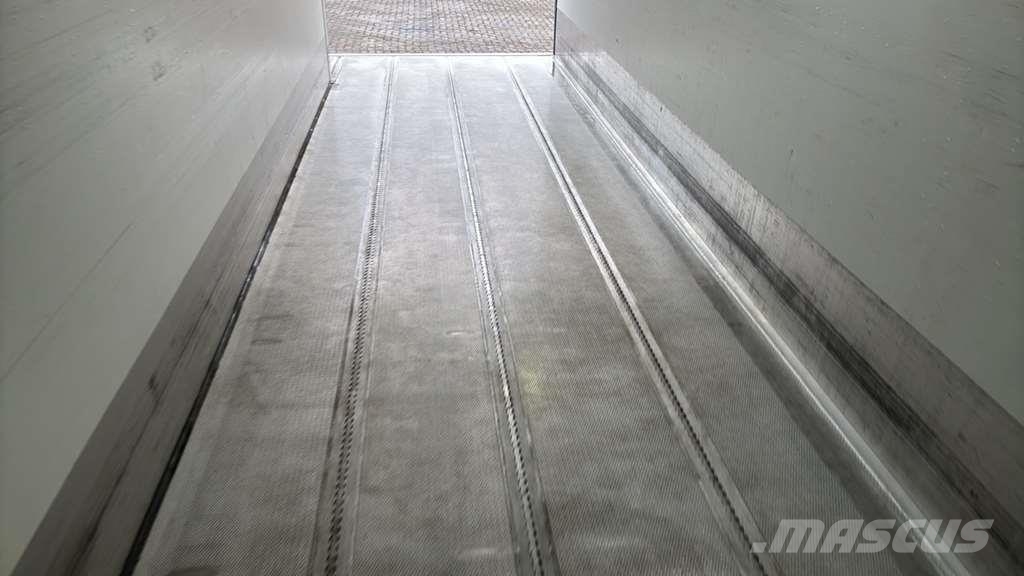 Mercedes-Benz 1527 0 Camiones chasis