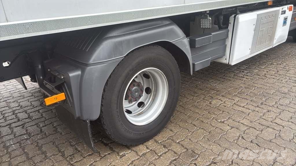 Mercedes-Benz 1527 0 Camiones chasis