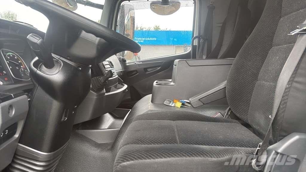 Mercedes-Benz 1527 0 Camiones chasis