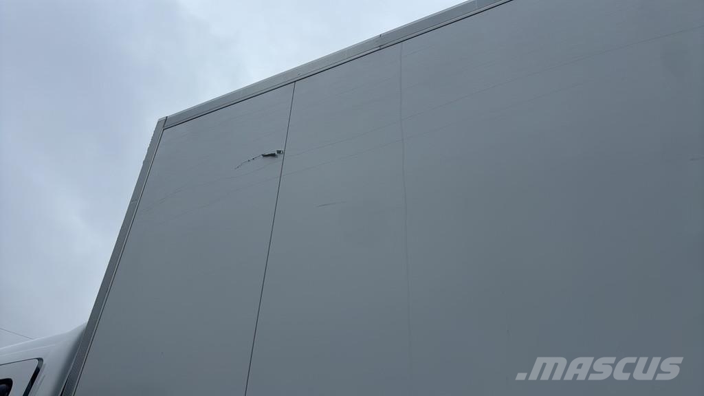 Mercedes-Benz 1527 0 Camiones chasis