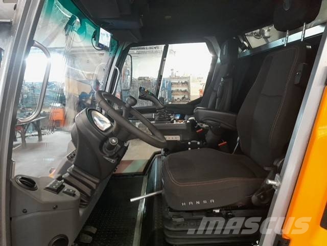Hansa APZ 1003 Kompaktni (mali) traktori