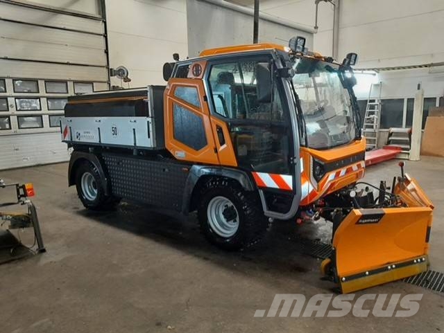 Hansa APZ 1003 Kompaktni (mali) traktori