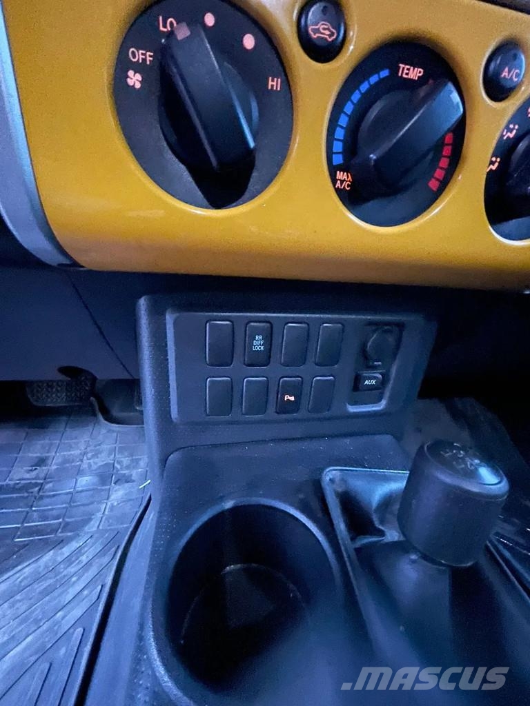Toyota FJ Cruiser 4.0 V6 Airconditioning 4x4 Automatic Ge Cross-country vehicles