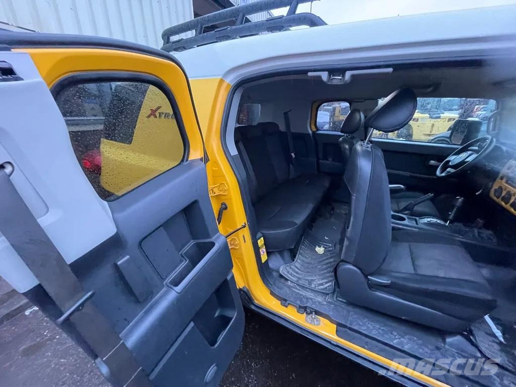 Toyota FJ Cruiser 4.0 V6 Airconditioning 4x4 Automatic Ge Cross-country vehicles