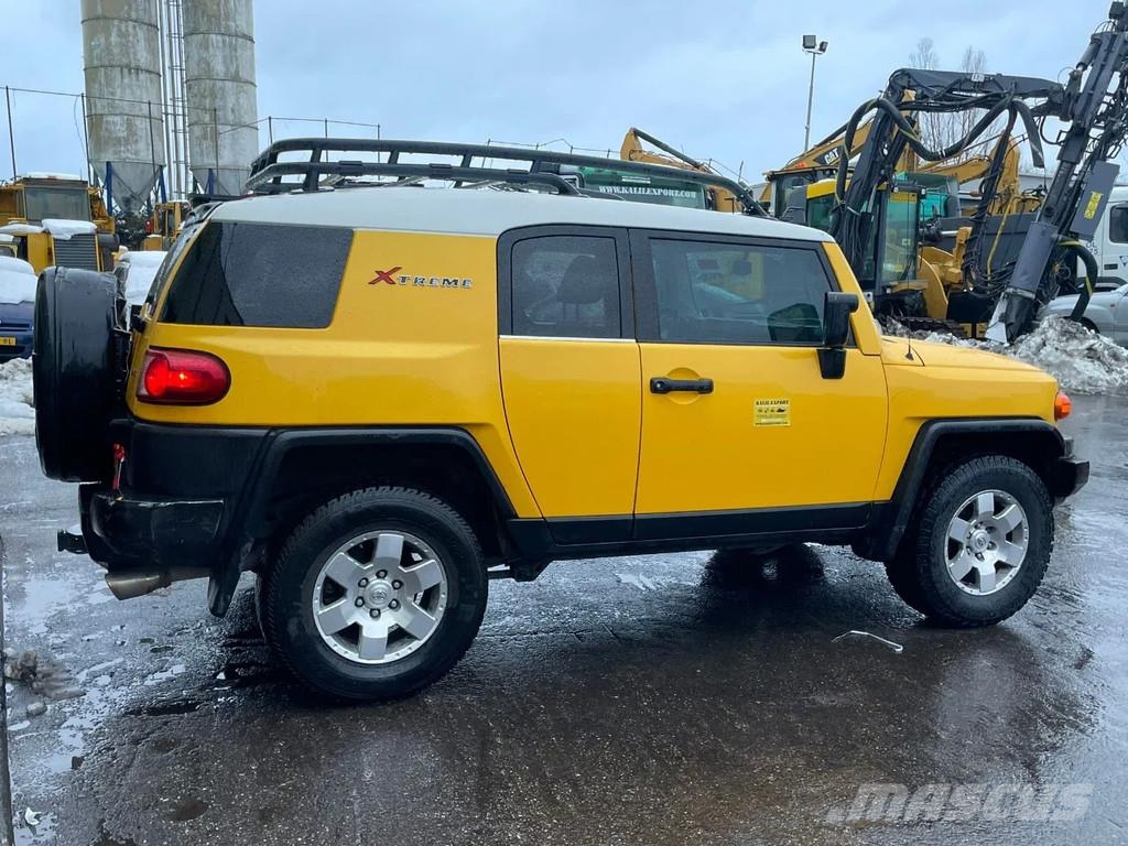 Toyota FJ Cruiser 4.0 V6 Airconditioning 4x4 Automatic Ge Cross-country vehicles