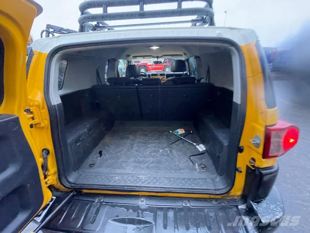 Toyota FJ Cruiser 4.0 V6 Airconditioning 4x4 Automatic Ge Cross-country vehicles