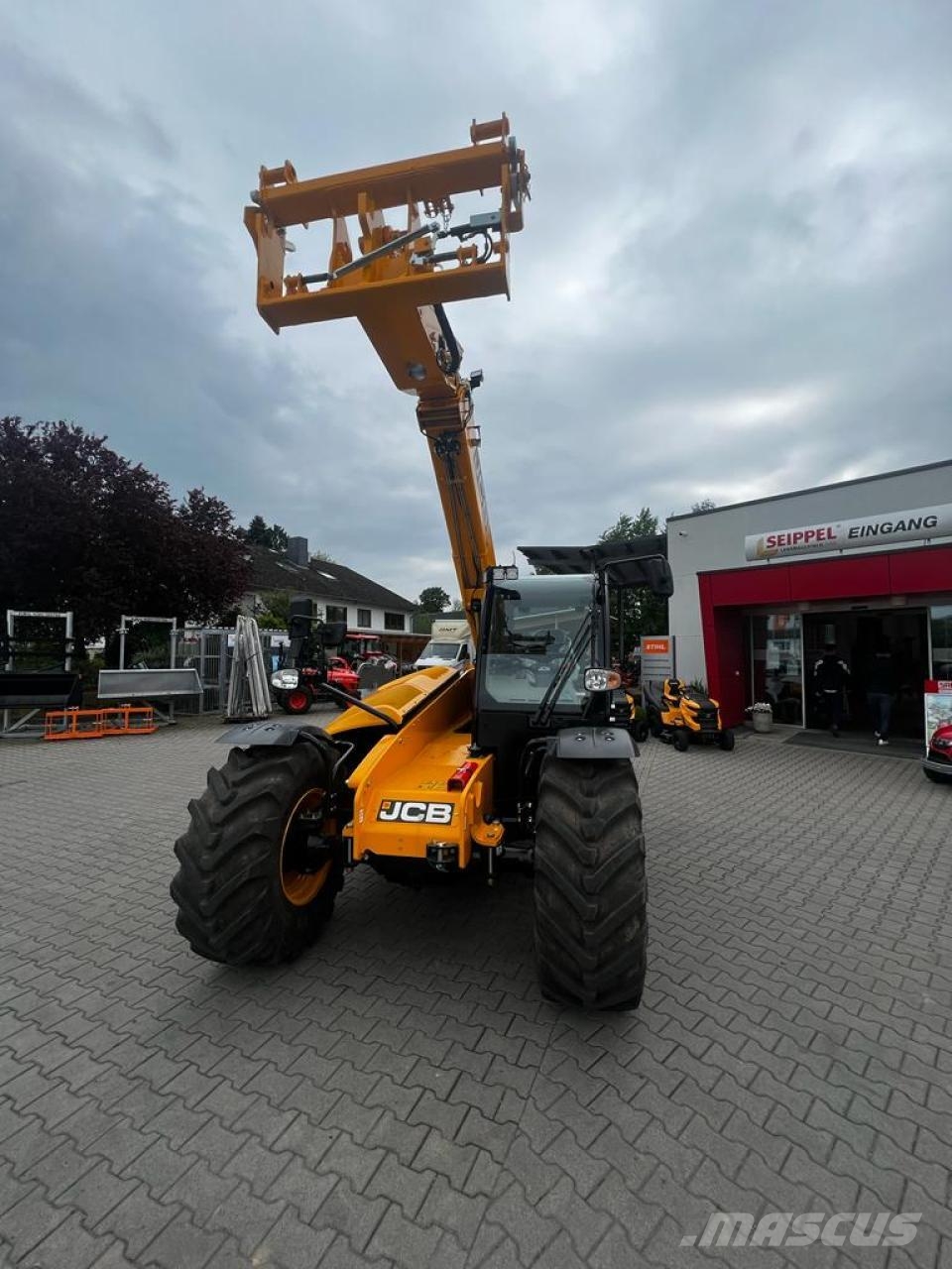 JCB 542-70 AGRI XTRA Dualtec VT Teleskopbühnen