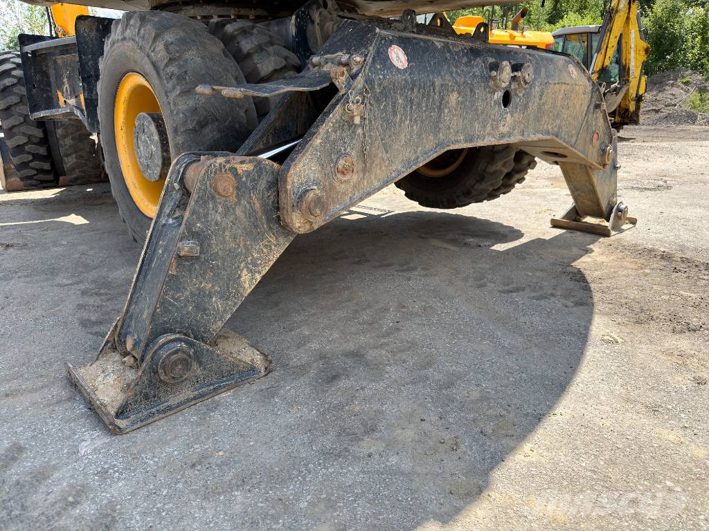 JCB JS 175 W Excavadoras de ruedas
