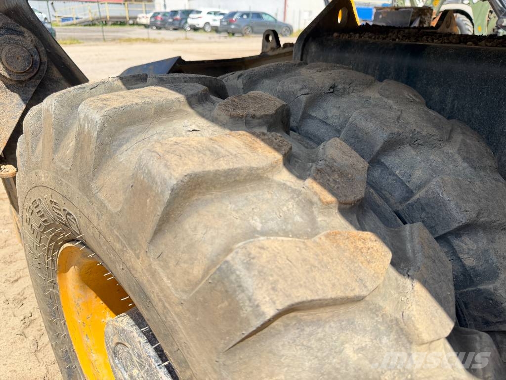 JCB JS 175 W Excavadoras de ruedas