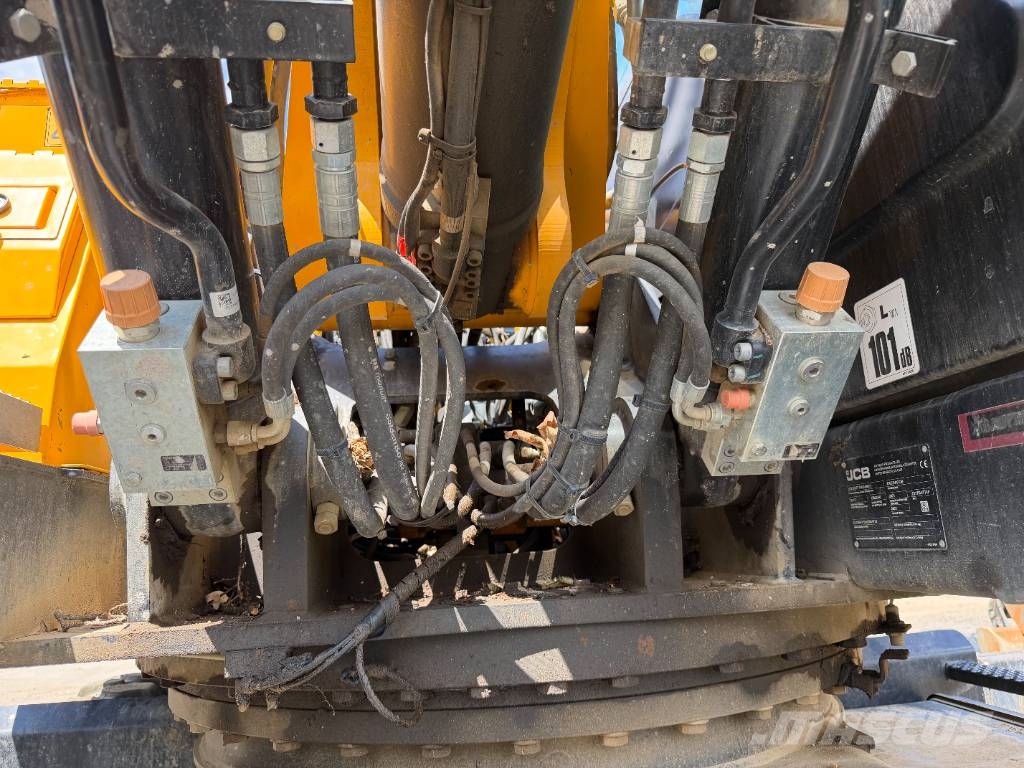 JCB JS 175 W Excavadoras de ruedas
