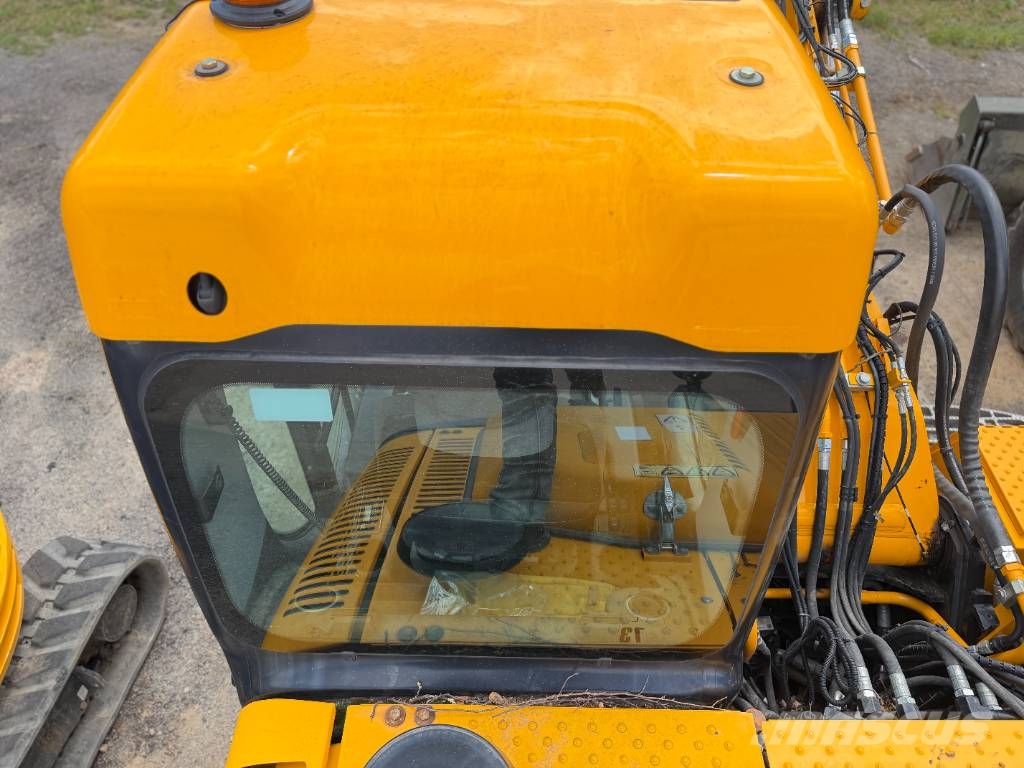 JCB JS 175 W Excavadoras de ruedas