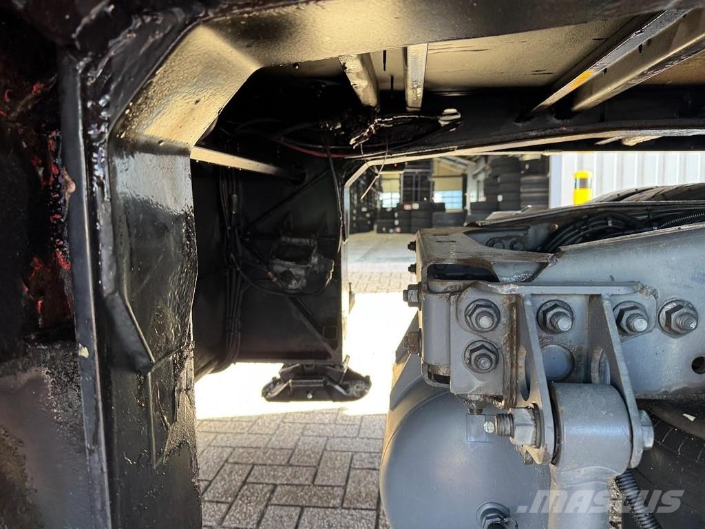 Meusburger Mega Semi-Tieflader ( 320 H ) Ημιρυμούλκες με χαμηλό δάπεδο