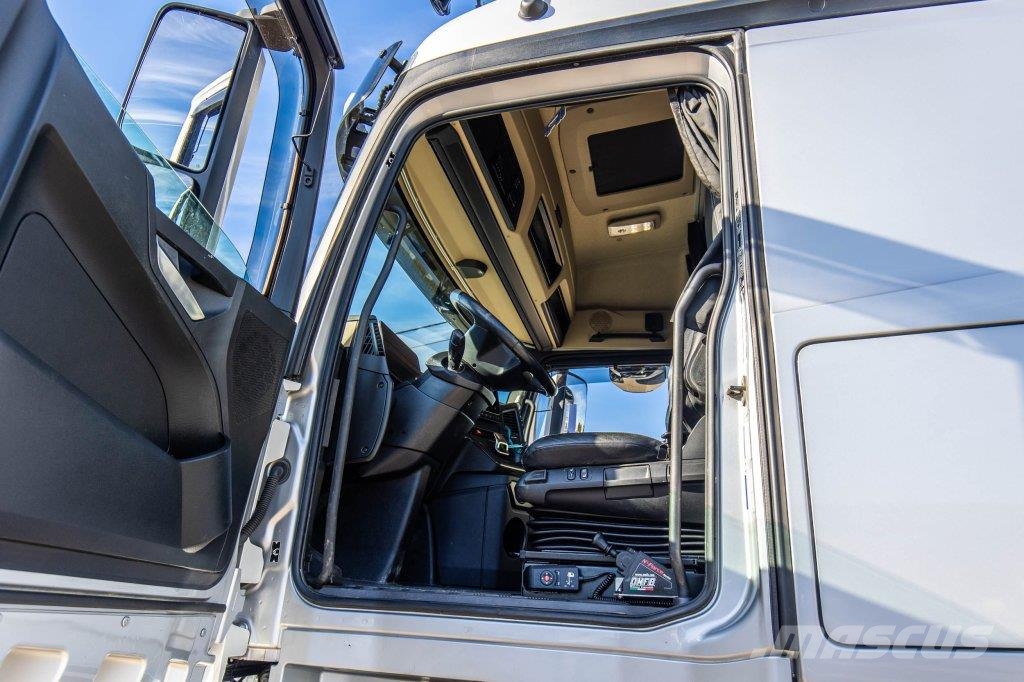 Mercedes-Benz ACTROS 3363 LS - 40.000 KM وحدات الجر
