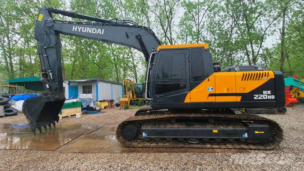 Hyundai HX 220 HD Гусеничні екскаватори
