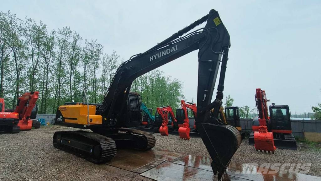 Hyundai HX 220 HD Гусеничні екскаватори