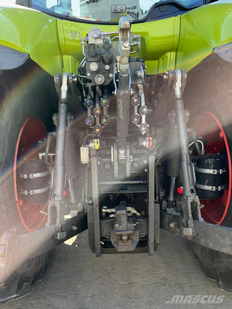 CLAAS Axion 850 CEBIS HEXASHIFT 트랙터