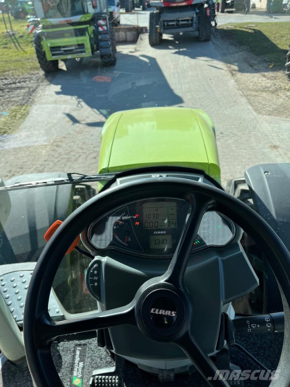 CLAAS Axion 850 CEBIS HEXASHIFT 트랙터