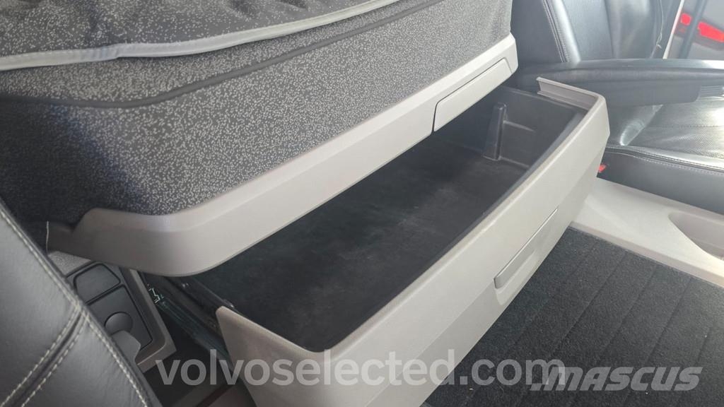 Scania G-serie 560 8x4 Eur6 vm2023 Alusta Šasija ar kabīni