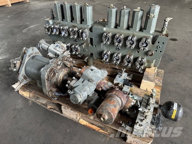 Liebherr R 974 B VALVEBLOCK Hydraulik