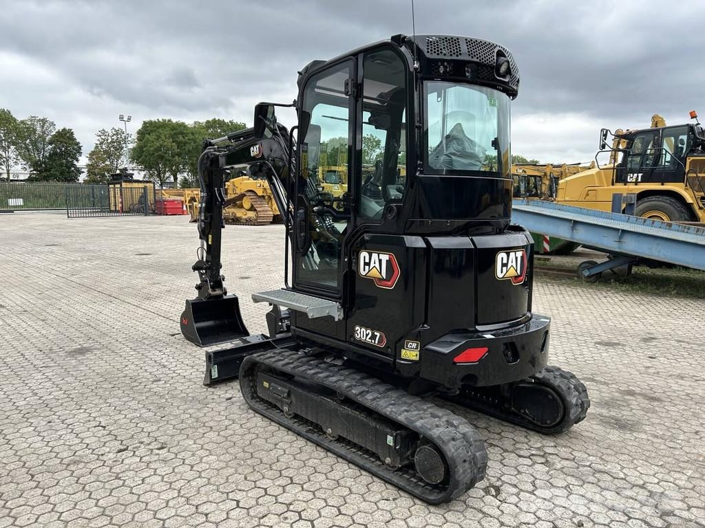 CAT 302.7-07CR Miniescavatori