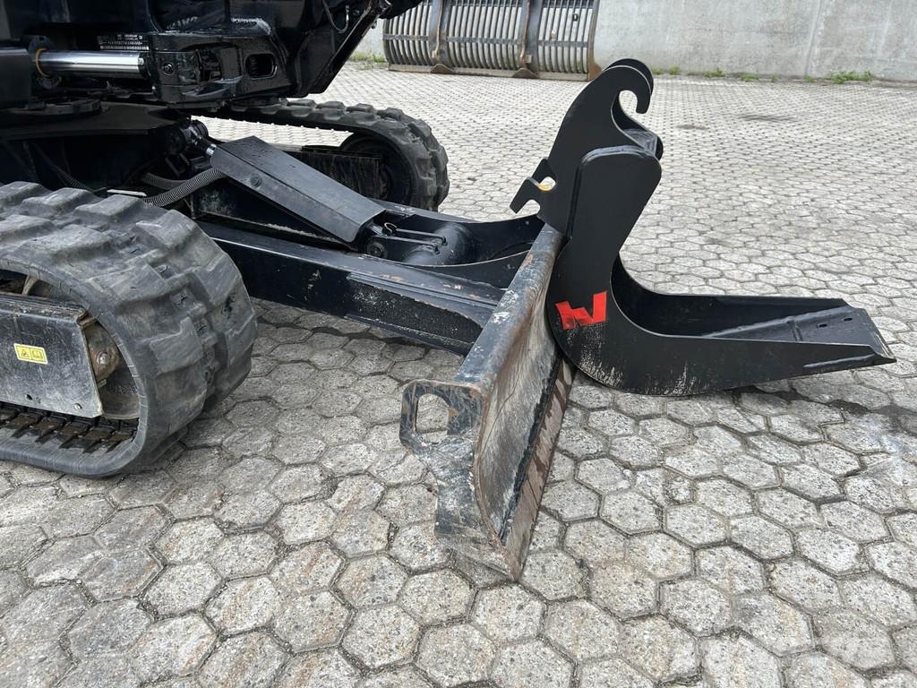 CAT 302.7-07CR Miniescavatori