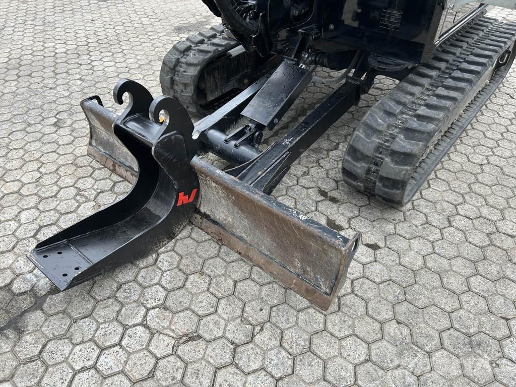 CAT 302.7-07CR Miniescavatori