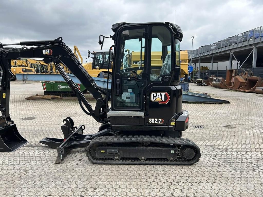 CAT 302.7-07CR Miniescavatori