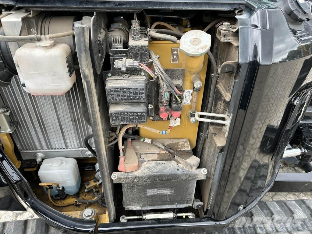 CAT 302.7-07CR Miniescavatori