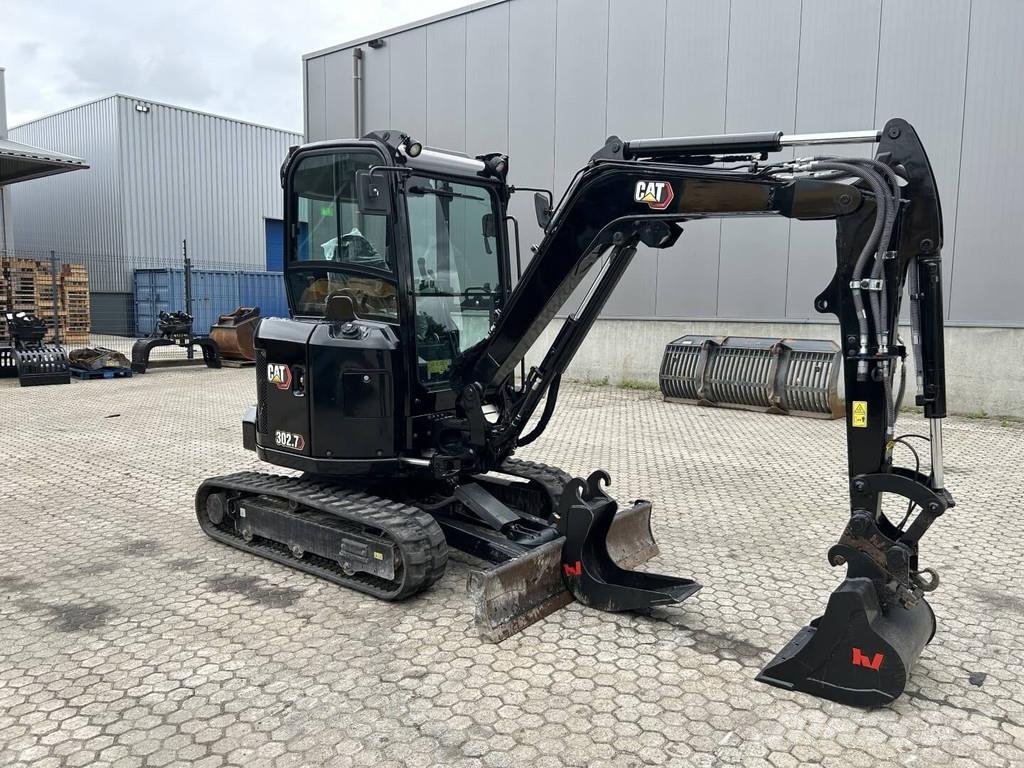 CAT 302.7-07CR Miniescavatori