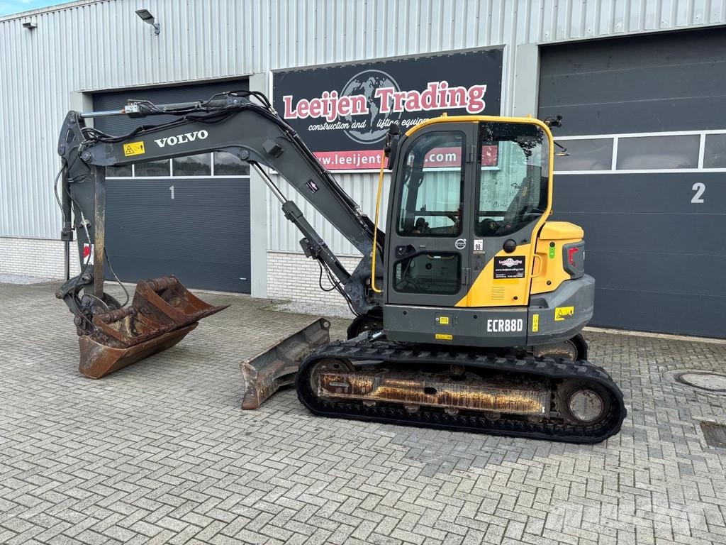 Volvo ECR88D tracked excavator, 3x buckets, A/C, 2014 ye 中型挖掘机