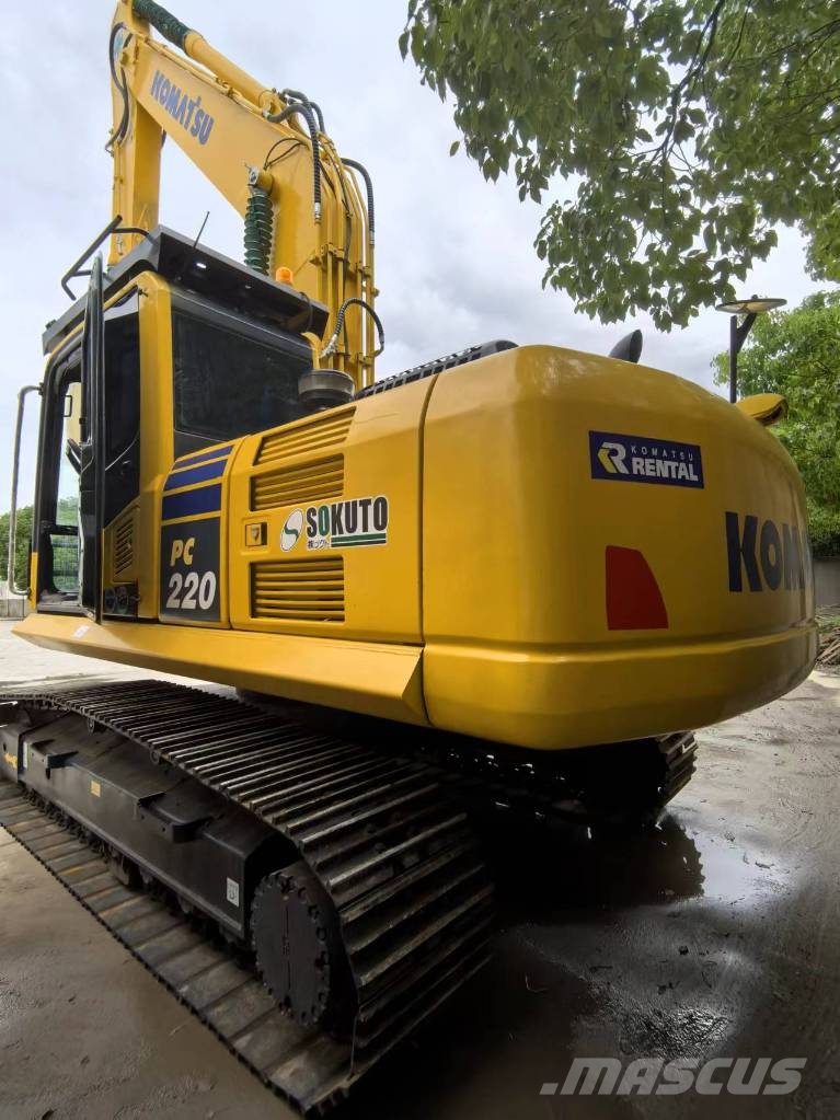 Komatsu PC220-8 Raupenbagger
