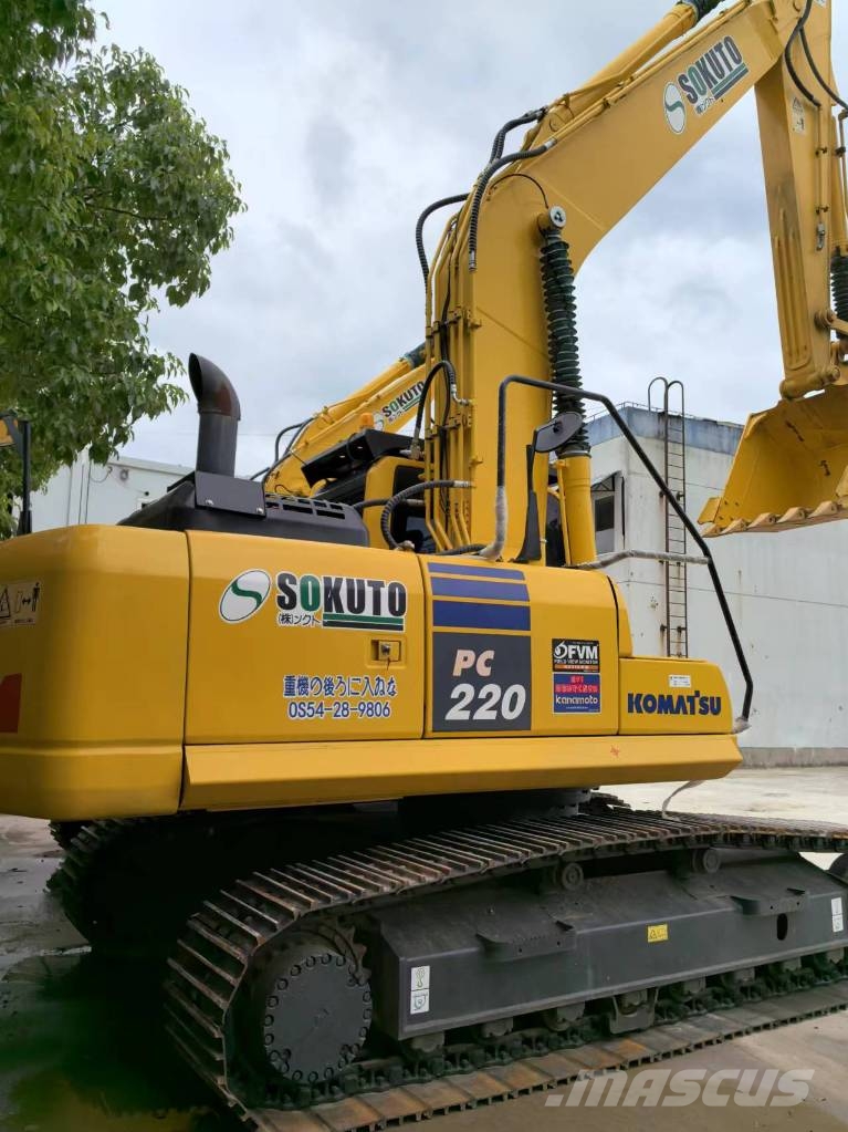 Komatsu PC220-8 Raupenbagger