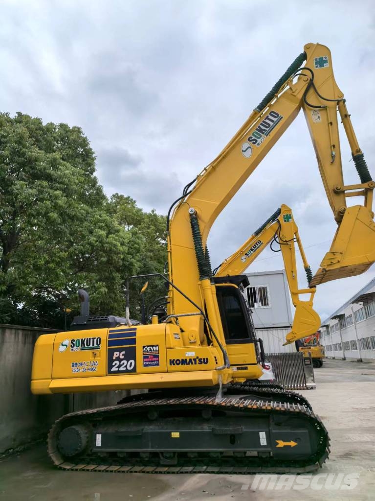 Komatsu PC220-8 Raupenbagger