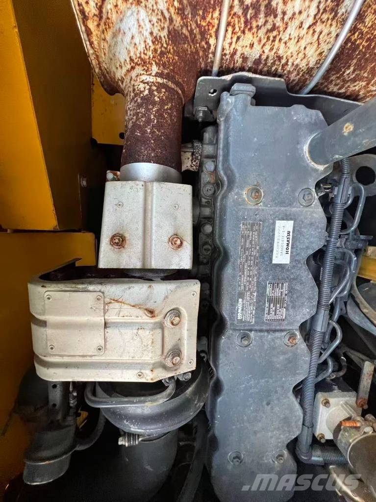 Komatsu PC220-8 Raupenbagger